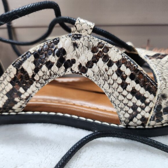 *New Low Price!* Crown Vintage Paysley Gladiator Sandals - Picture 11 of 13